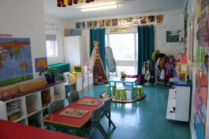 Pine Mountain Road Child care room Carina
